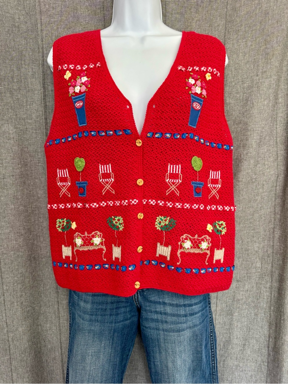 Vtg Sharon Young Cottagecore Teacher Garden Sweater Vest Red Floral Embroidery M